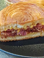 Herzhaftes Croissant